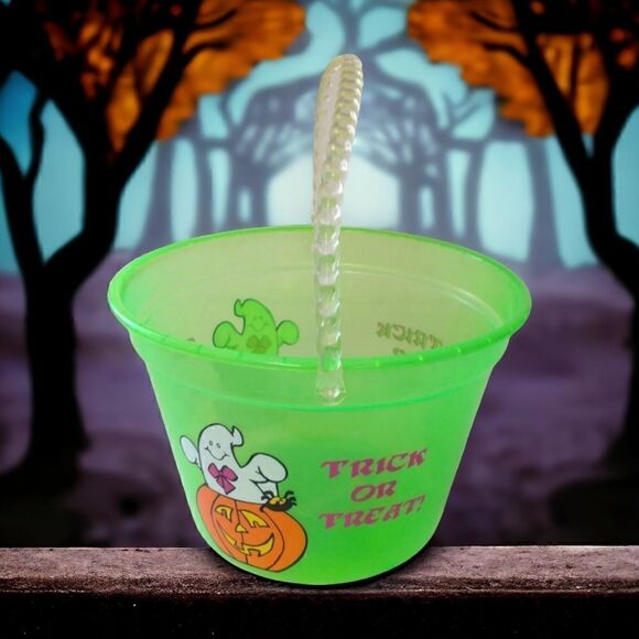 Vintage Halloween Bucket Pail Trick or Treat Ghost Translucent Neon Green 1990s. - Picture 15 of 16